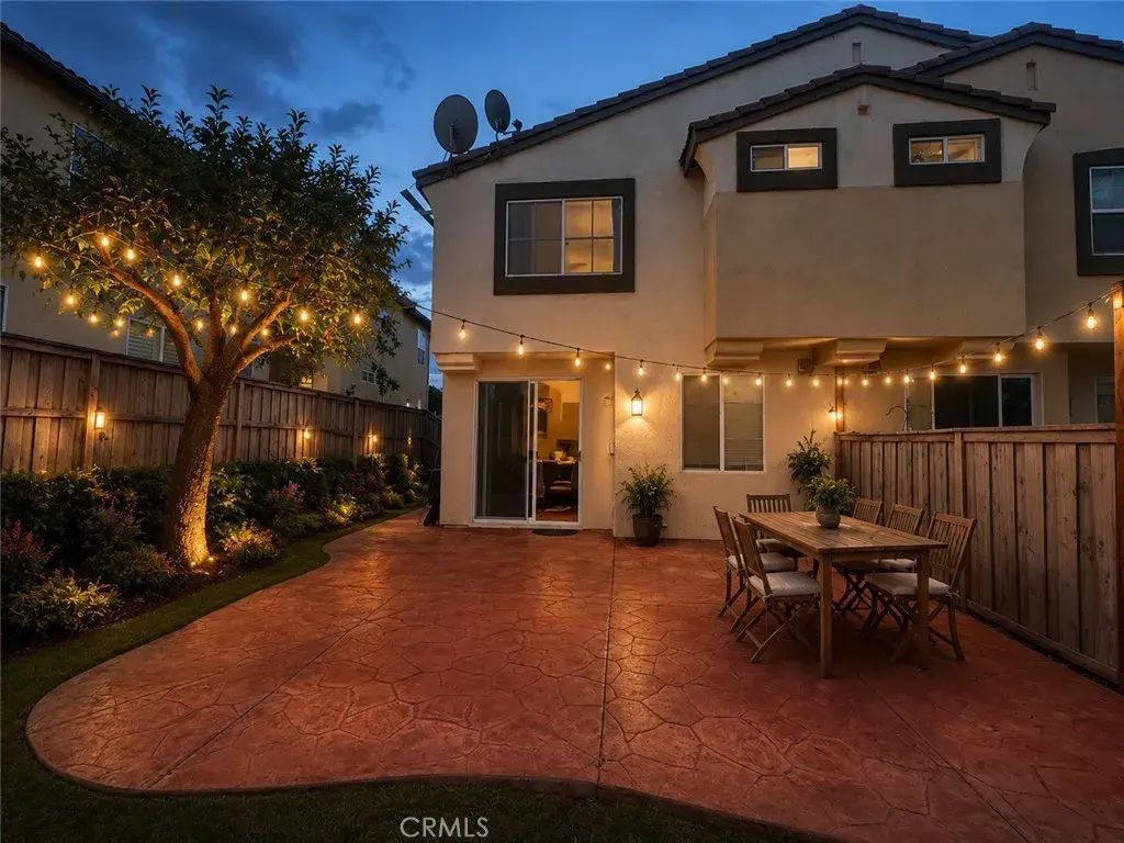41672 Cape Ridge Avenue 1, Murrieta