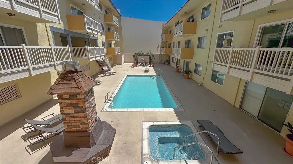 1707 Pacific Coast 507, Hermosa Beach