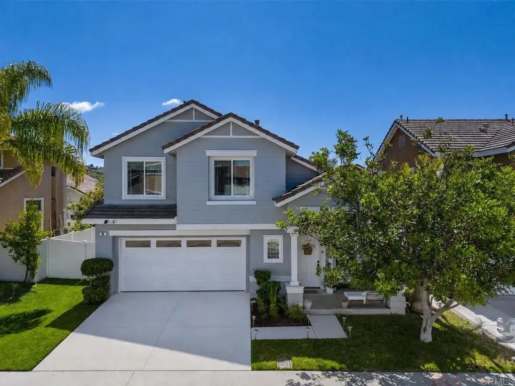 18 Chatri Circle, Lake Forest