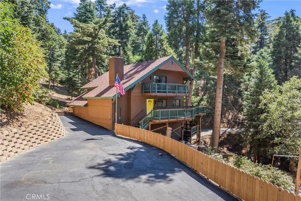 899 Blueridge Drive, Lake Arrowhead