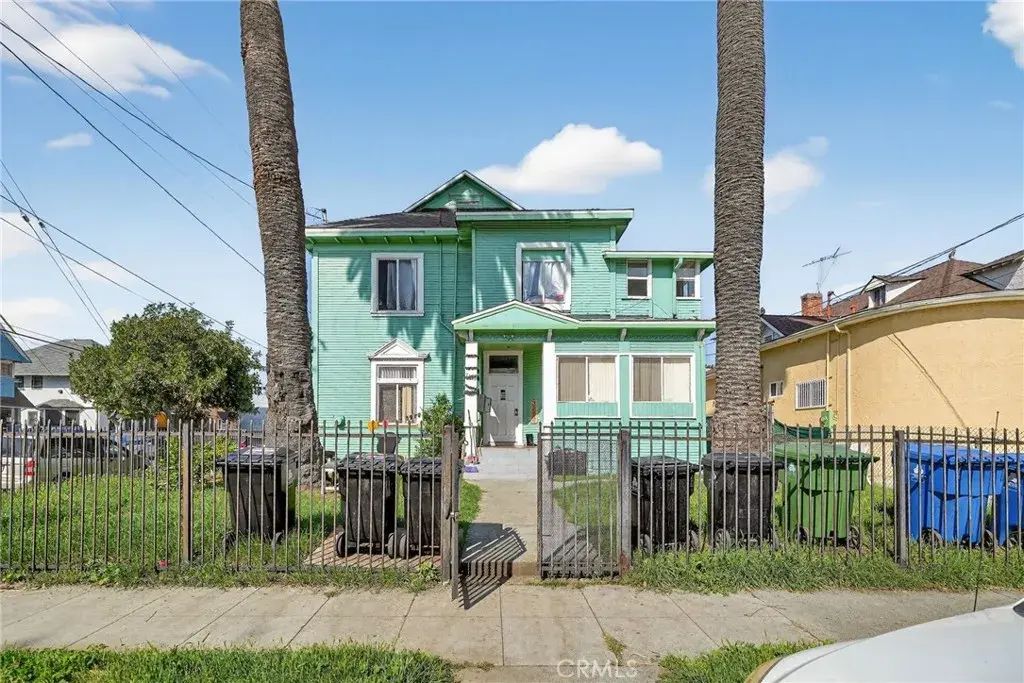 1153 S Westlake, Los Angeles