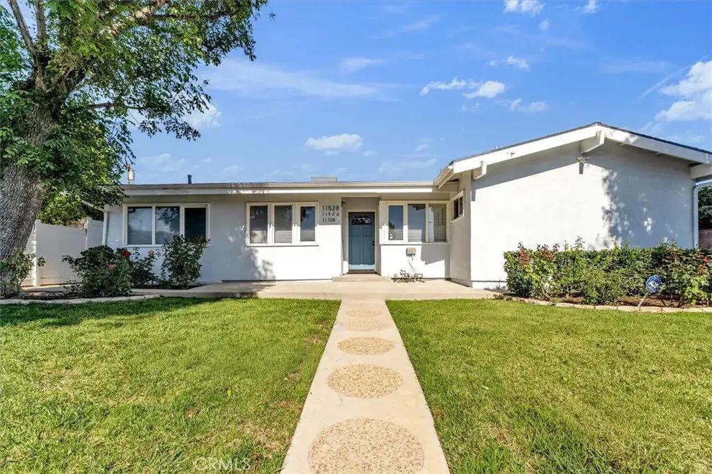 11528 Balboa Boulevard, Granada Hills