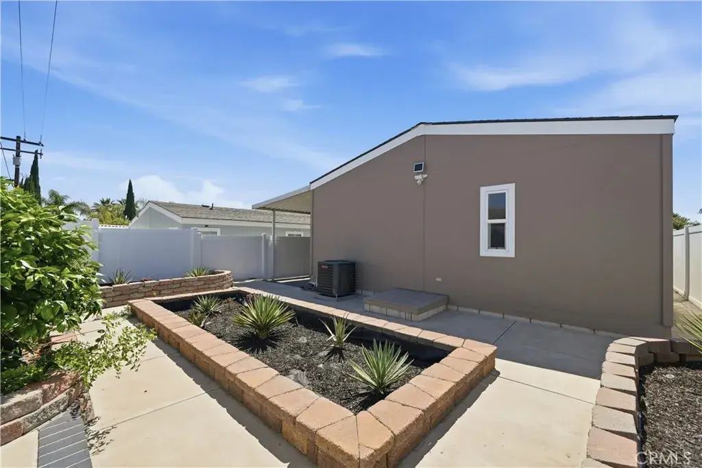 26311 Jackson, Murrieta