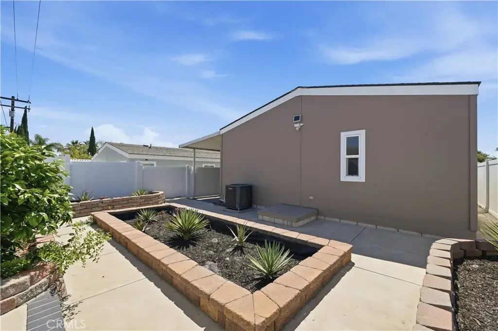 26311 Jackson, Murrieta