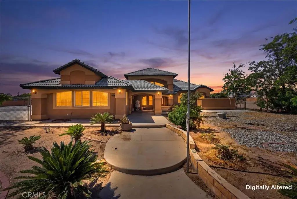 7264 Kuki, Oak Hills