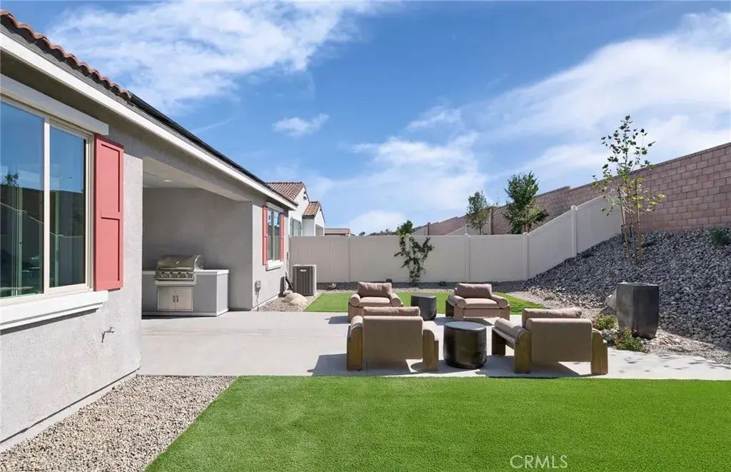 25226 Banded Hills Drive, Menifee