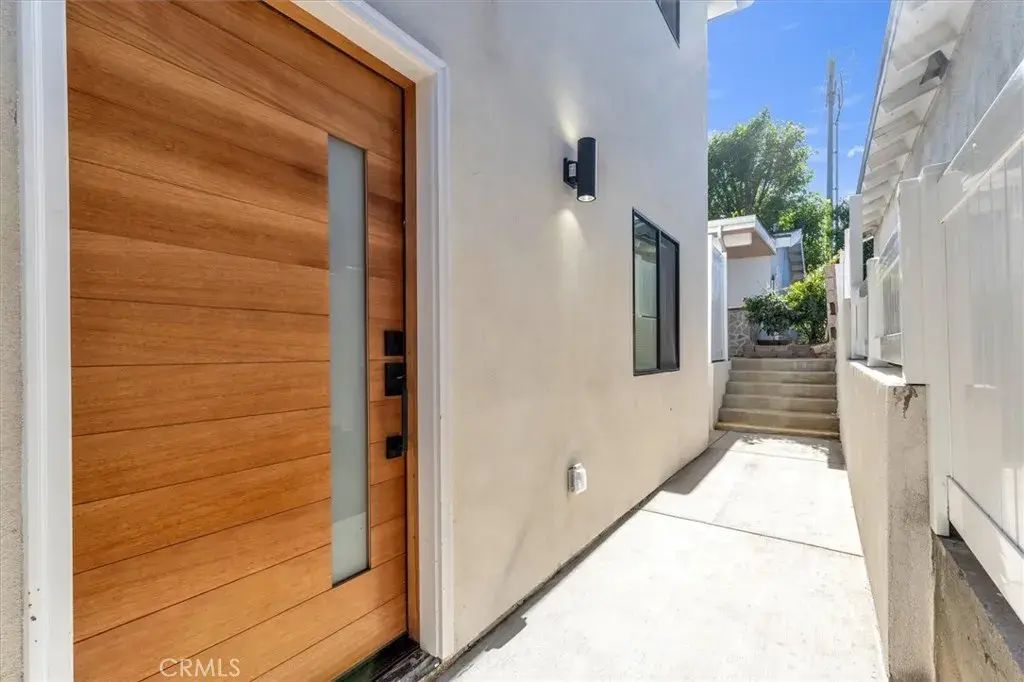11526 Balboa Blvd 1/2, Granada Hills