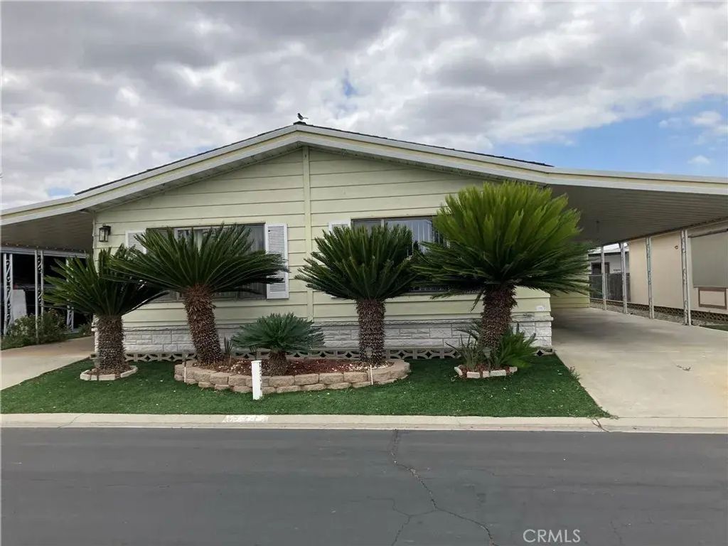 601 N Kirby 534, Hemet