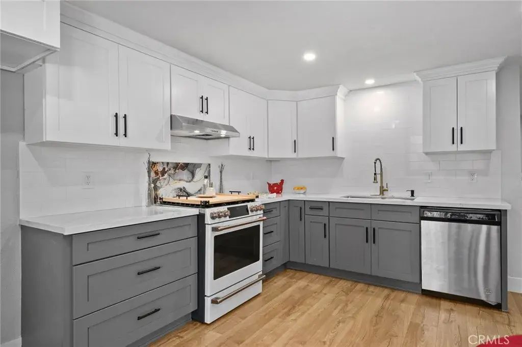 12121 Centralia 102, Lakewood