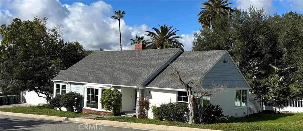 338 W Kenneth Road, Glendale