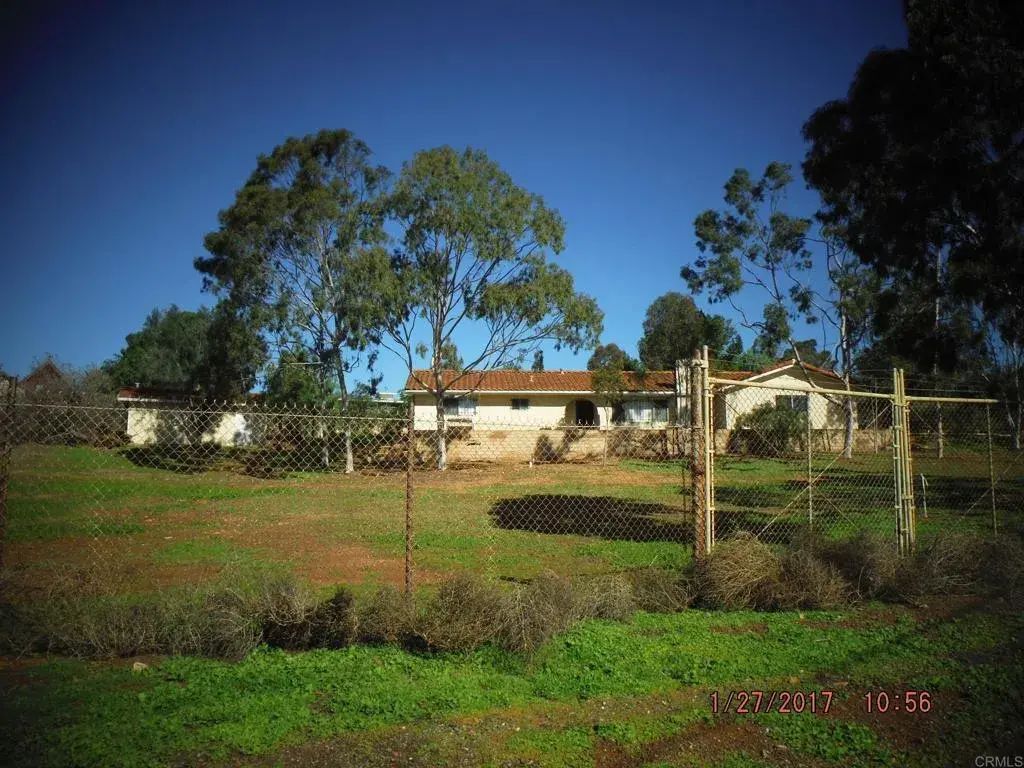 7327 Olive Avenue, Bonita