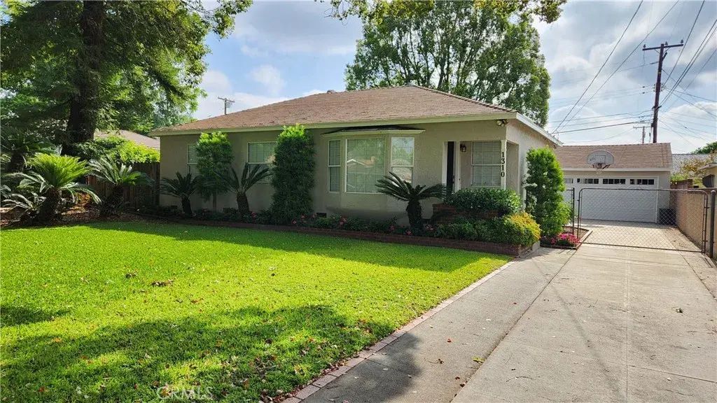 1310 Mayflower Avenue, Arcadia