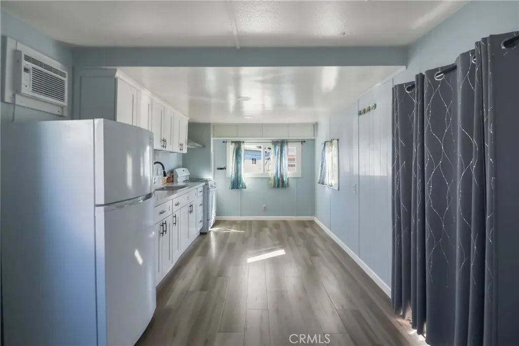 9020 Somerset 19, Bellflower