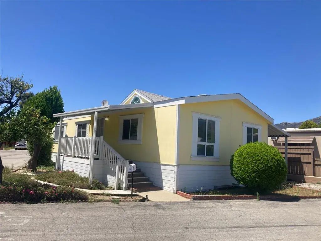 13120 Bradley 50, Sylmar