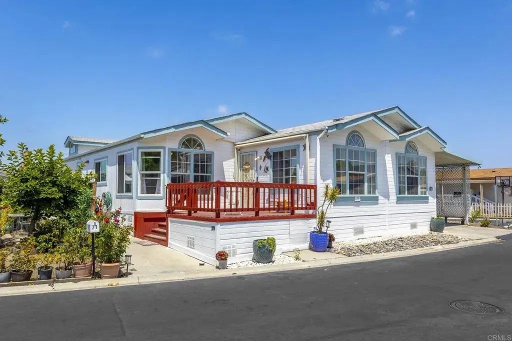 200 Emerald Dr. #71, Vista