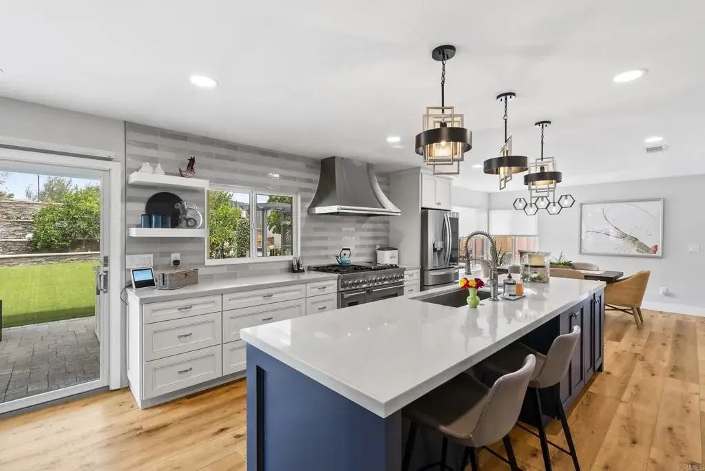 1504 Valleda Lane, Encinitas