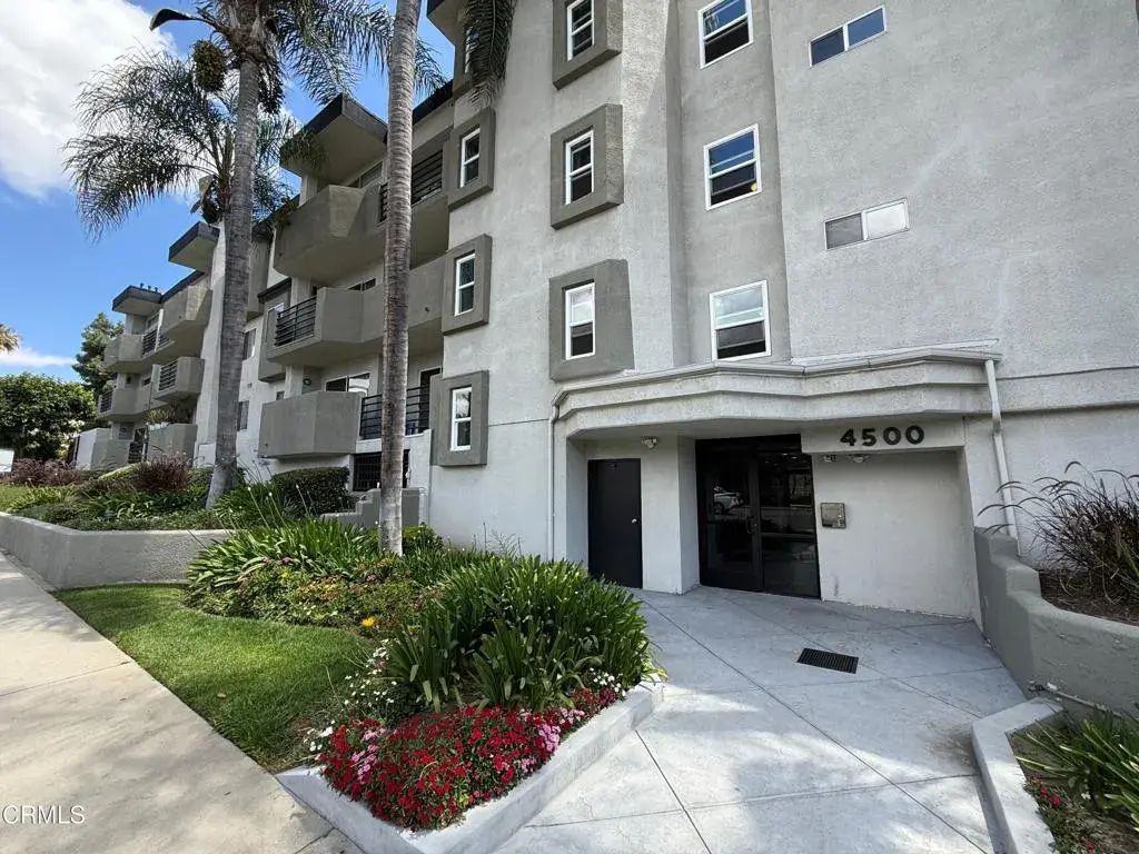 4500 Laurel Canyon Boulevard 208, Valley Village