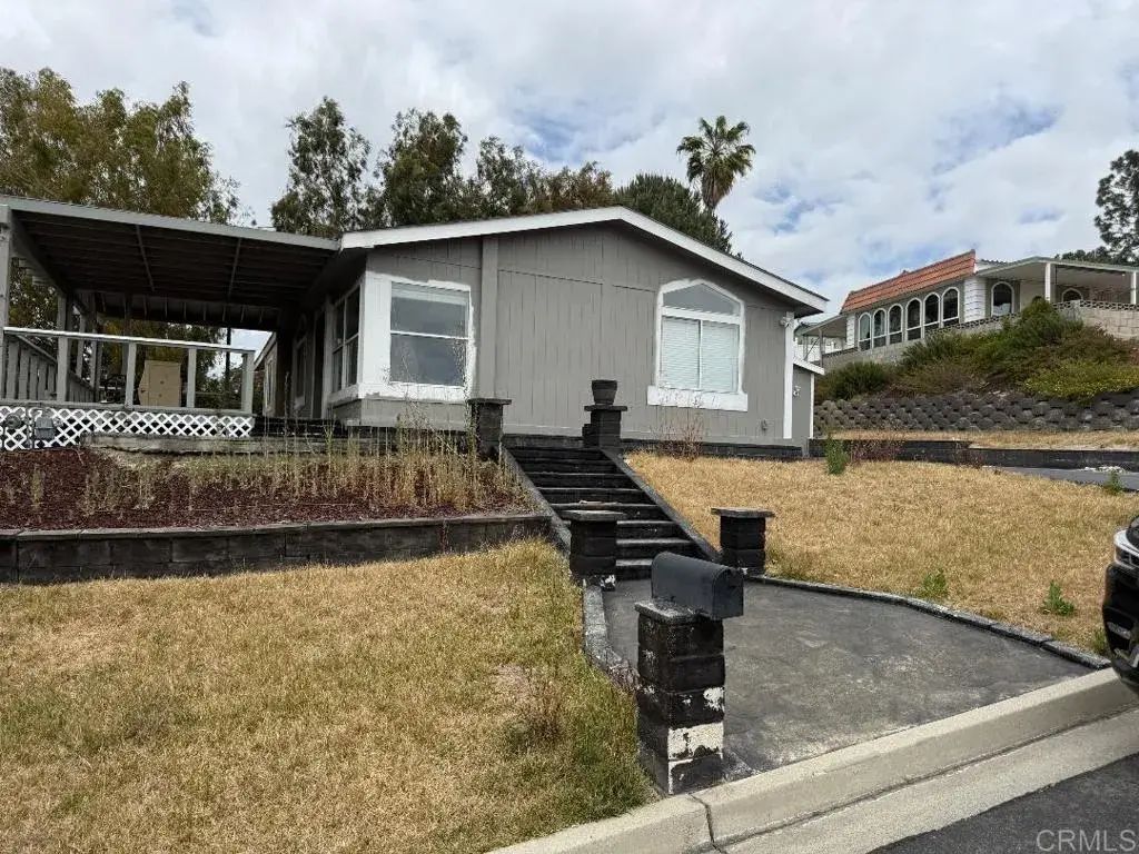 28776 Calle De Escarpado, Murrieta