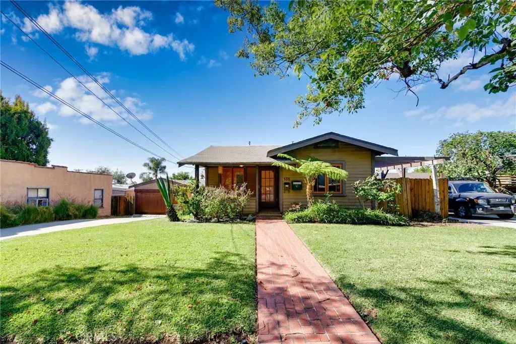 138 W Montecito, Sierra Madre
