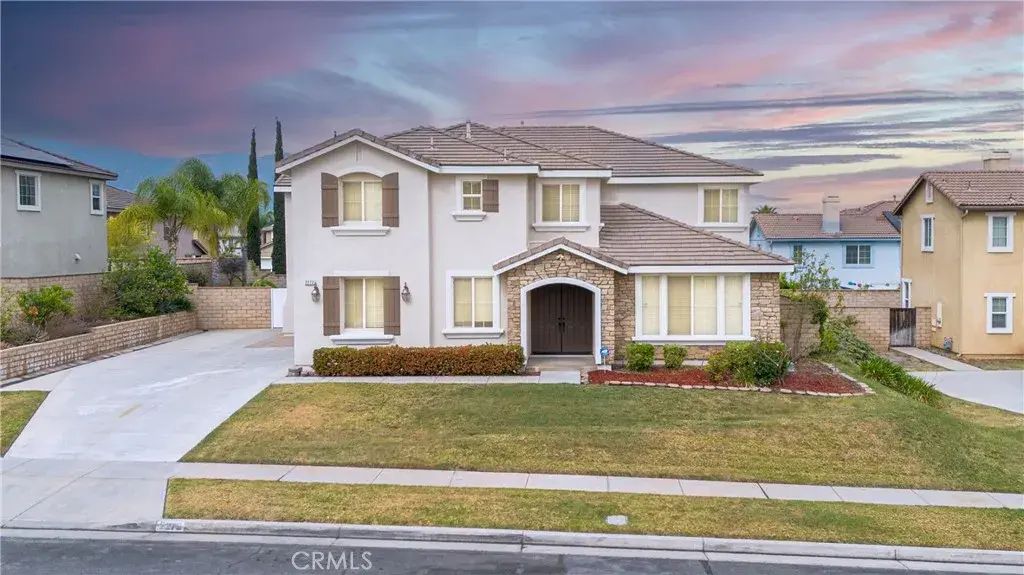 2272 Mary Clare Street, Corona