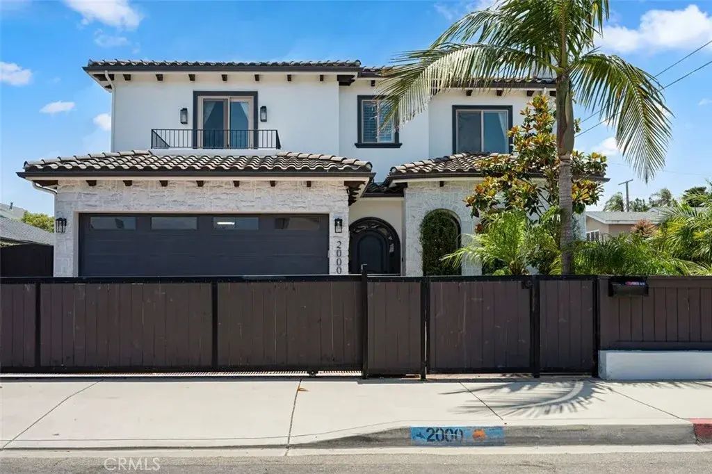 2000 Robinson St West, Redondo Beach