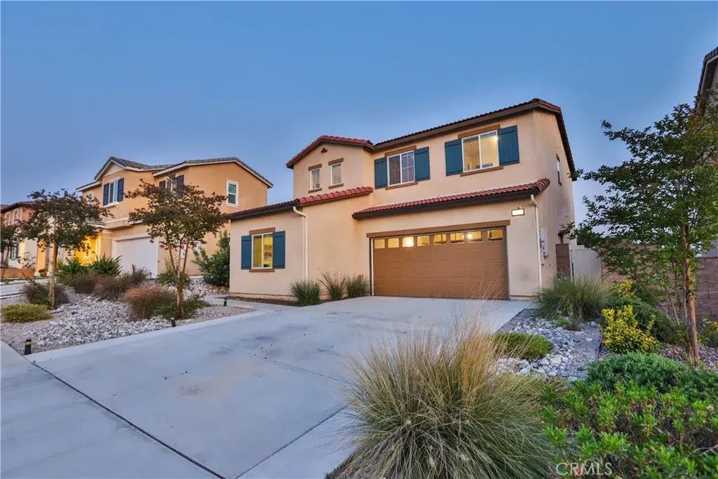 35177 Webb, Beaumont