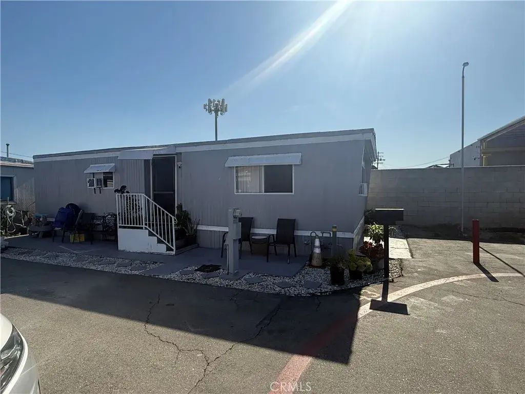 1517 Merced 43, El Monte