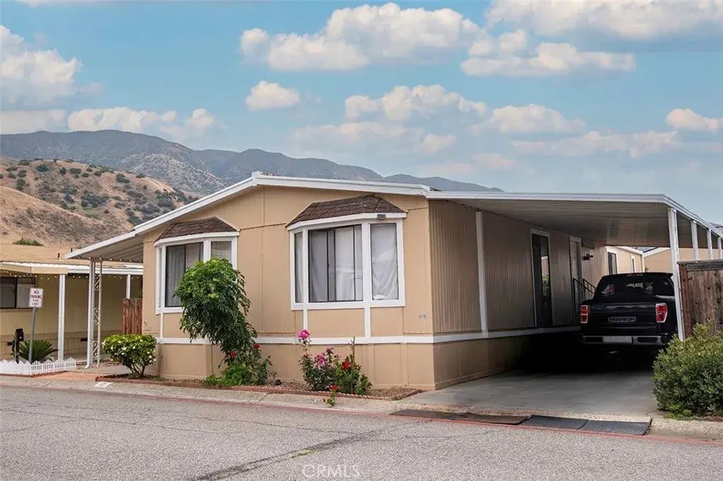 4901 Green River 125, Corona