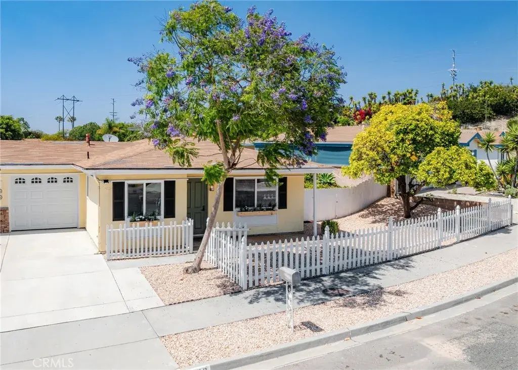 3652 Campus, Oceanside