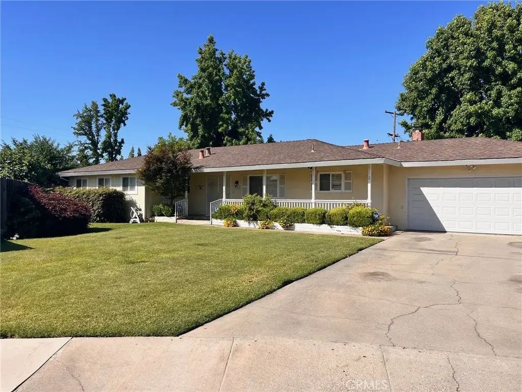 538 Village Court, Merced