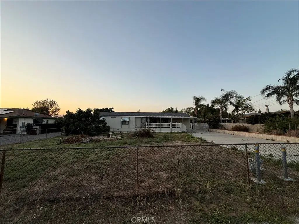 18784 Kross, Riverside