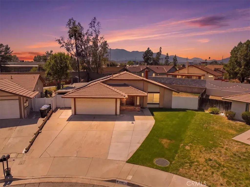 2387 La Salle Avenue, San Bernardino