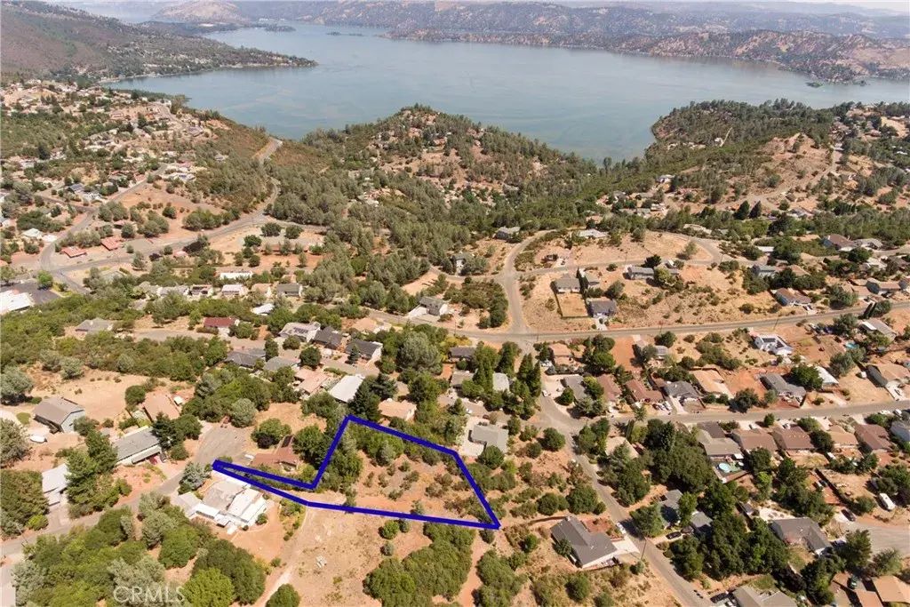 9785 Mount Hood, Kelseyville
