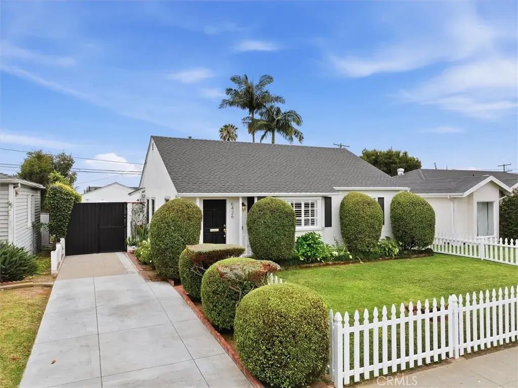 6426 W 82nd Street, Los Angeles