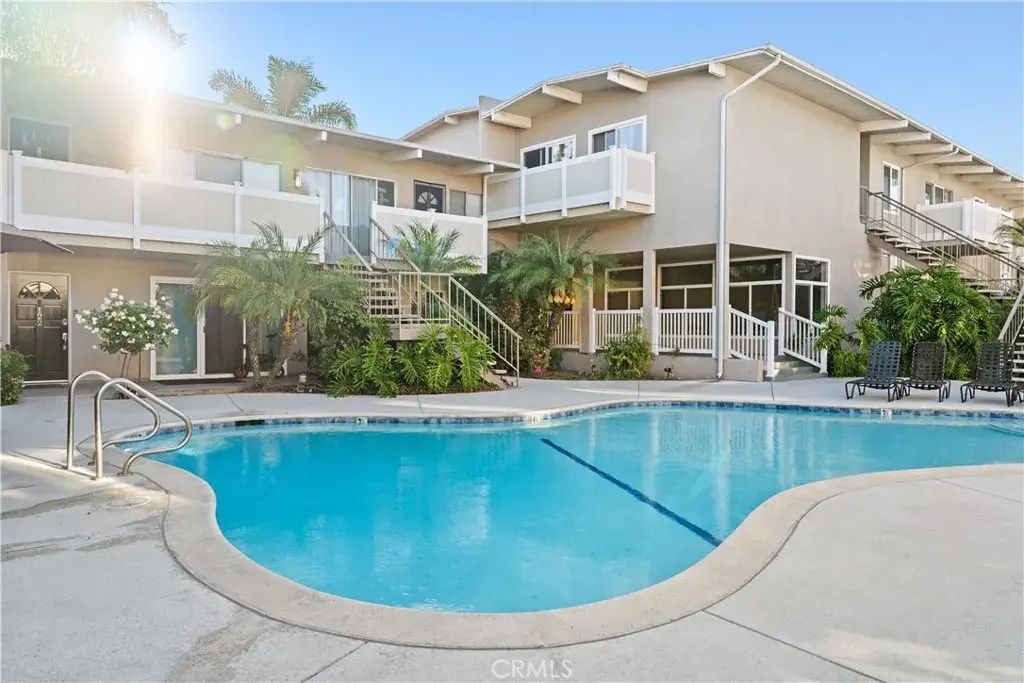 23930 Los Codona Avenue 204, Torrance