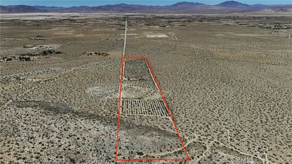 735 Midway, Lucerne Valley