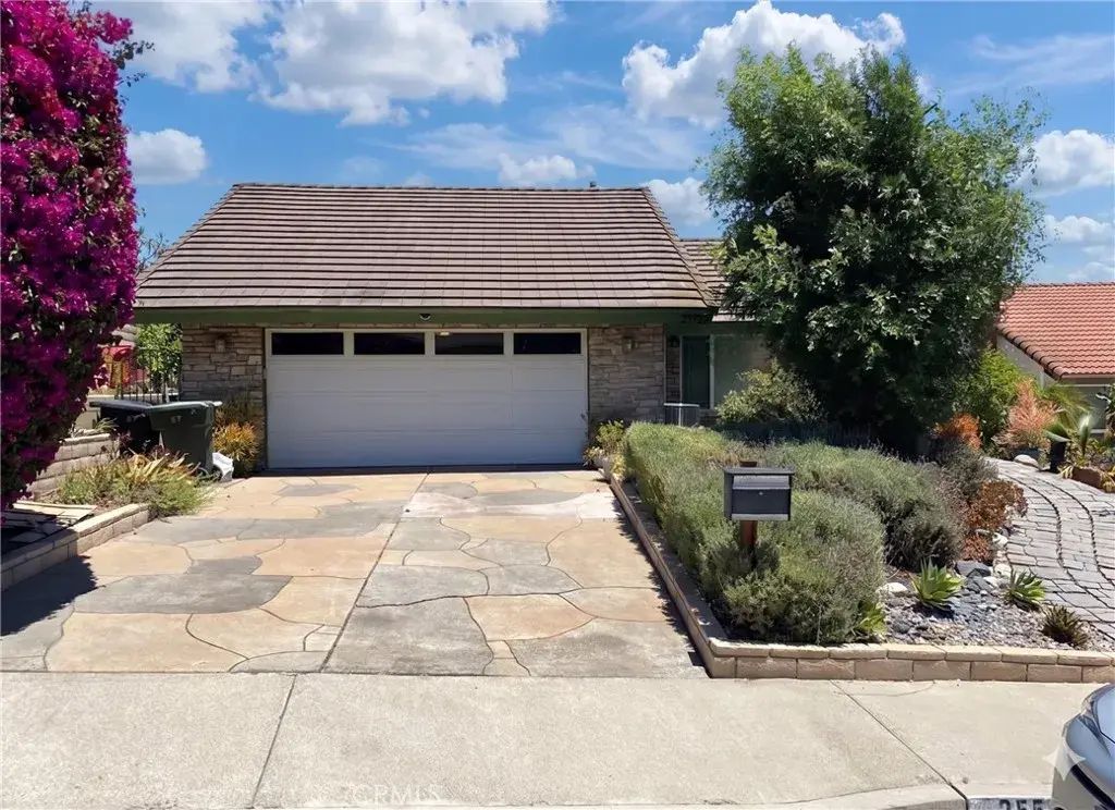 25522 Mackenzie Street, Laguna Hills