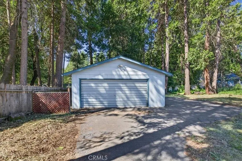 14109 Wingate, Magalia