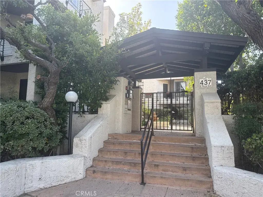 437 E Palm Ave # 201, Burbank