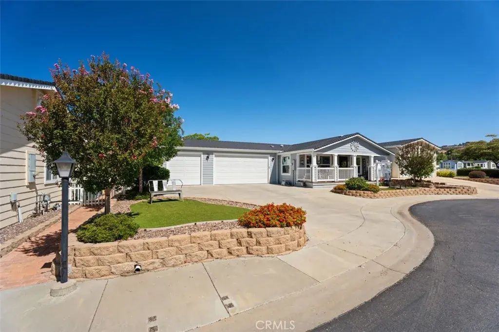 2239 Black Canyon 179, Ramona