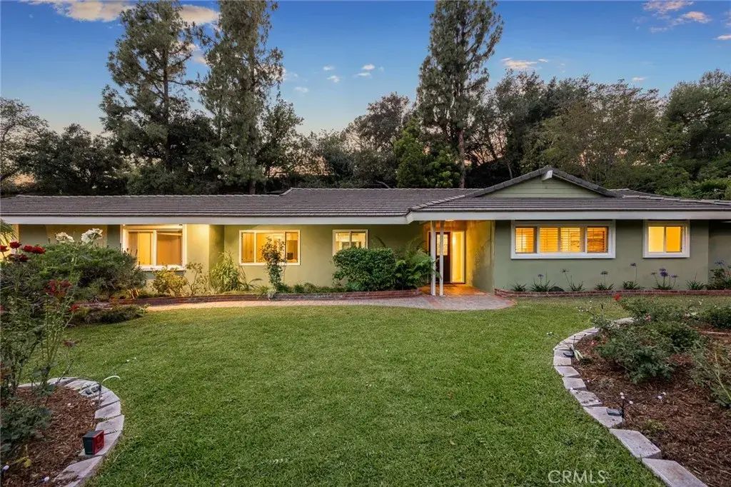 1135 Sierra Madre Villa Avenue, Pasadena