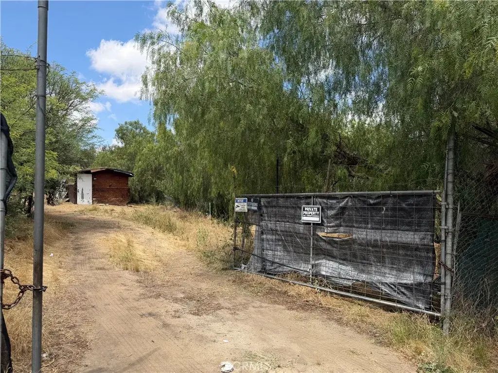 42520 Grama Rd, Aguanga