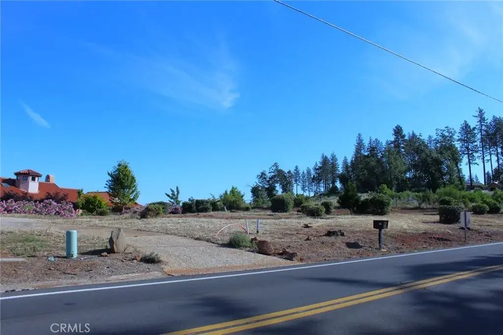 357 Valley View, Paradise