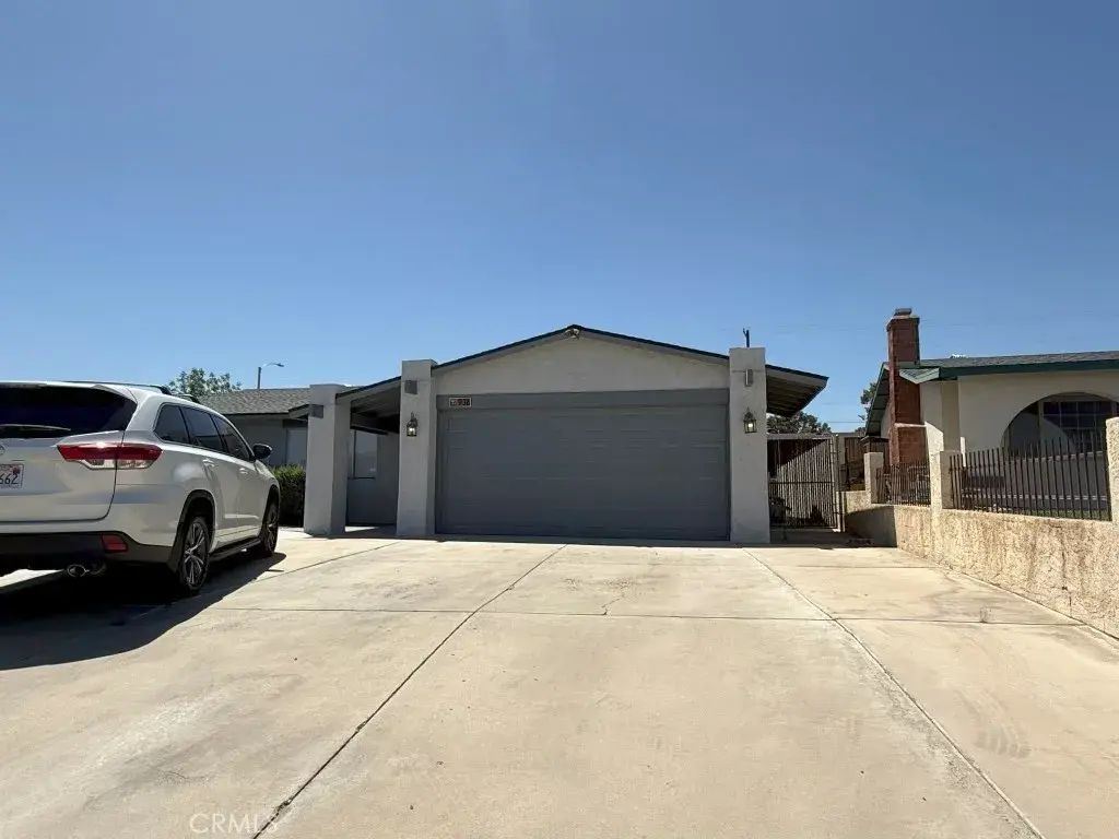 936 Pinon, Barstow