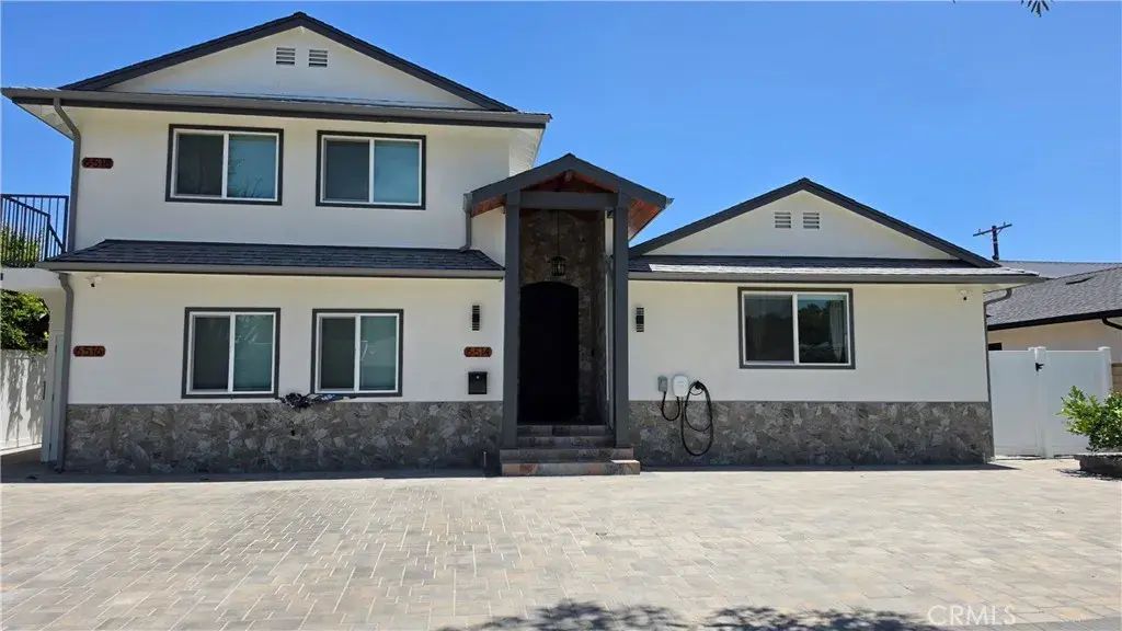 6518 Royer, West Hills