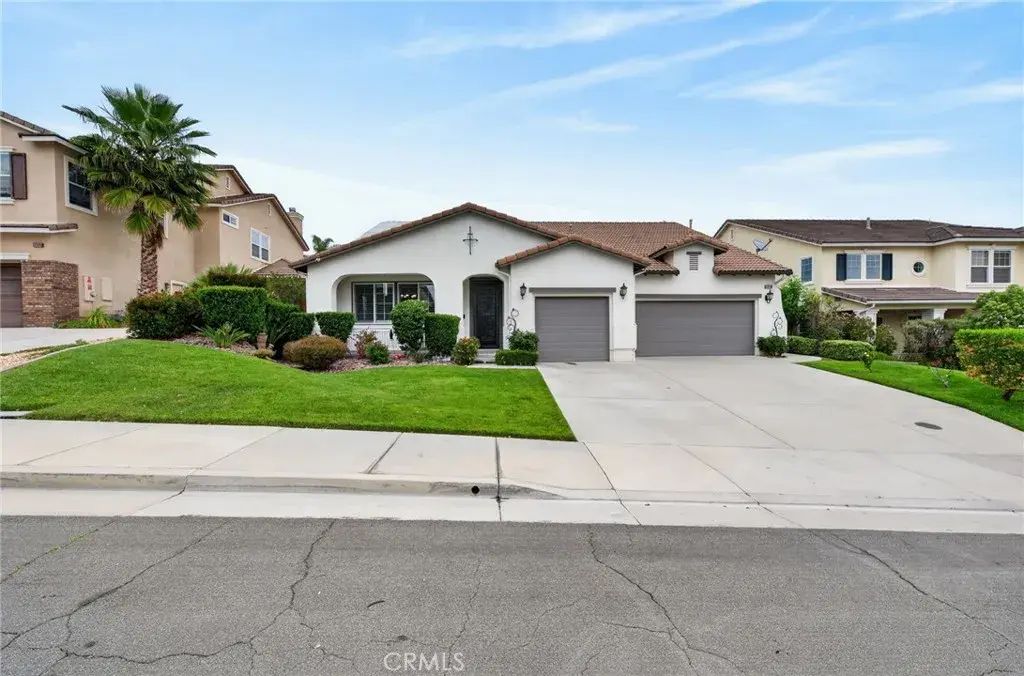 30410 Savoie Street, Murrieta