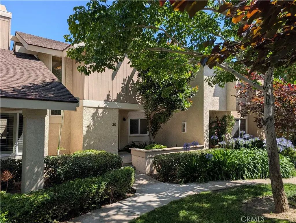 30 Dragonfly, Irvine