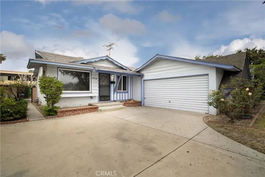 20934 Hawaiian, Lakewood