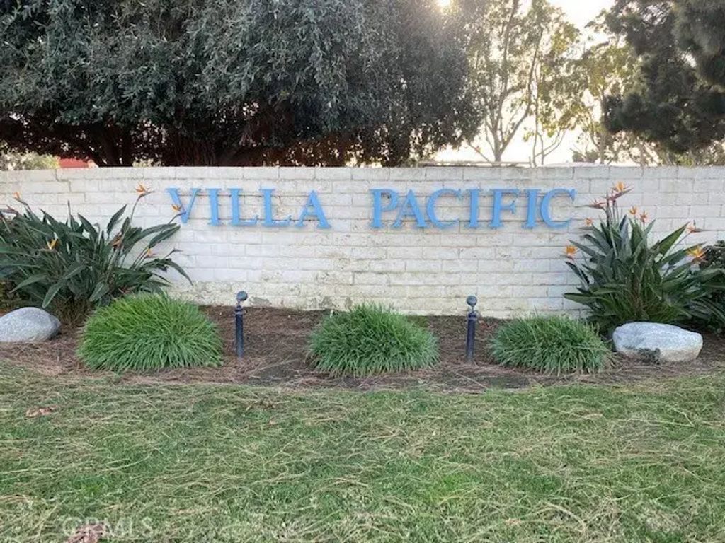 9815 Verde Mar Drive, Huntington Beach