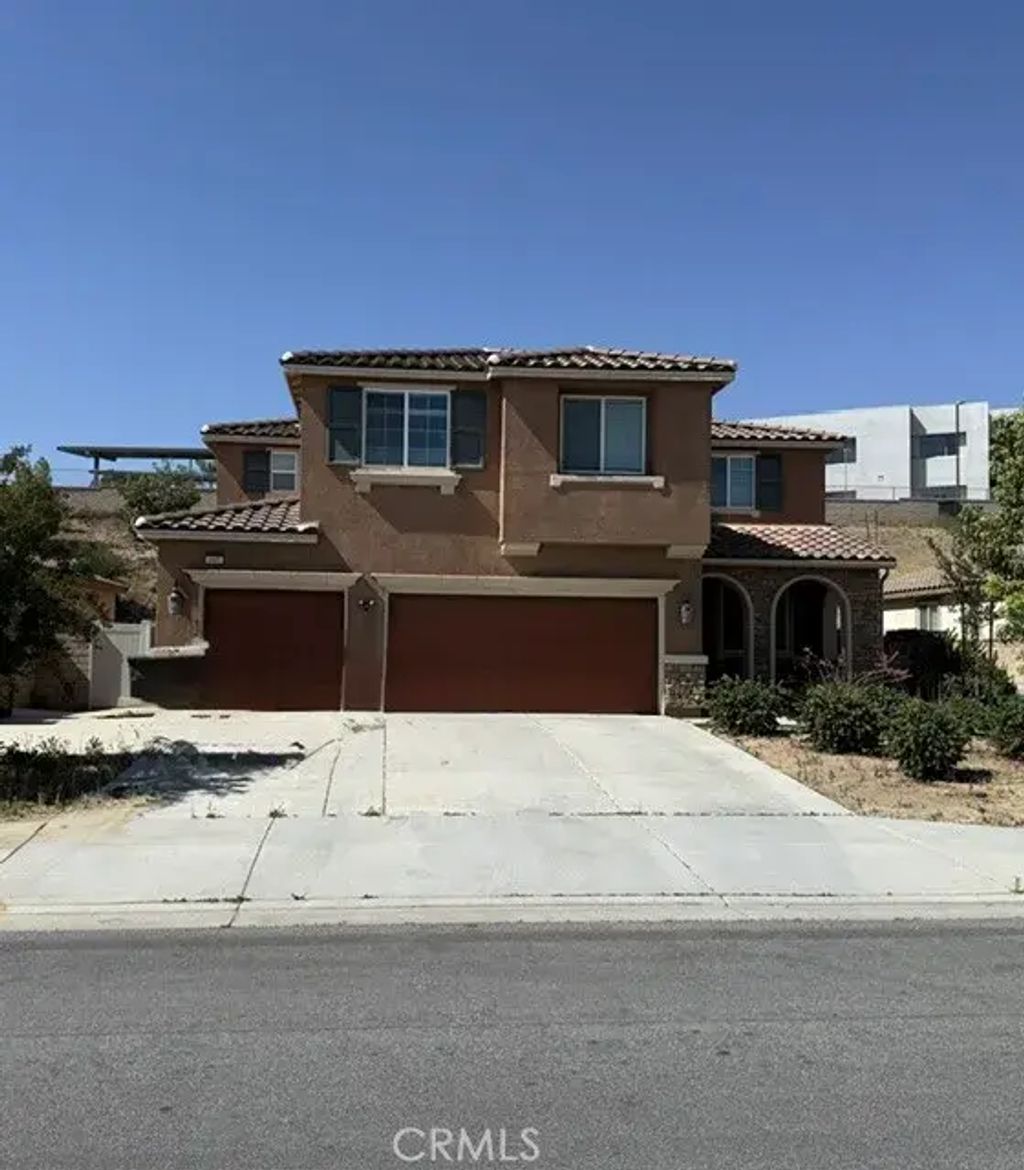 880 Genaro, Perris